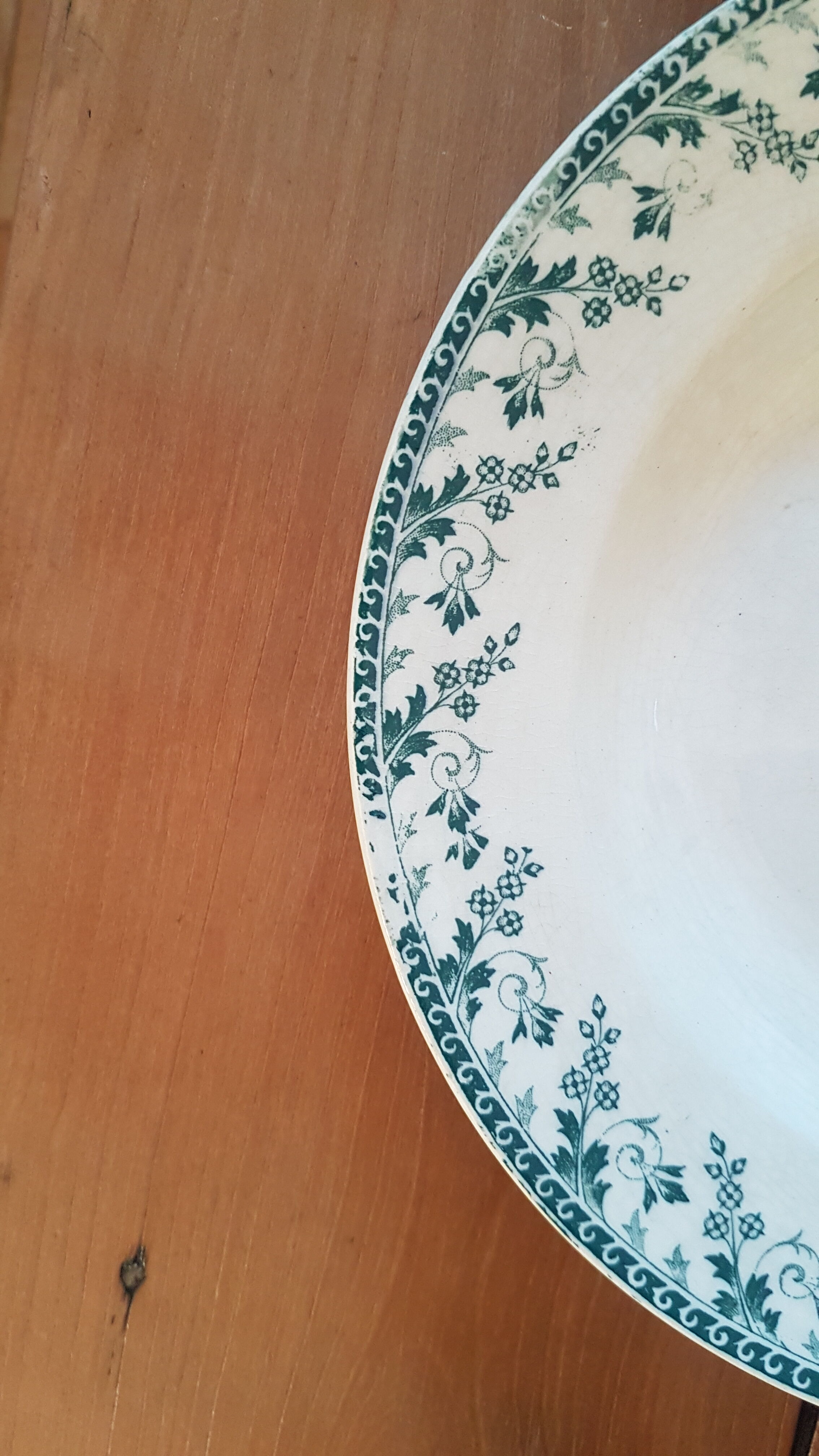 7 Terre de fer hollow plates