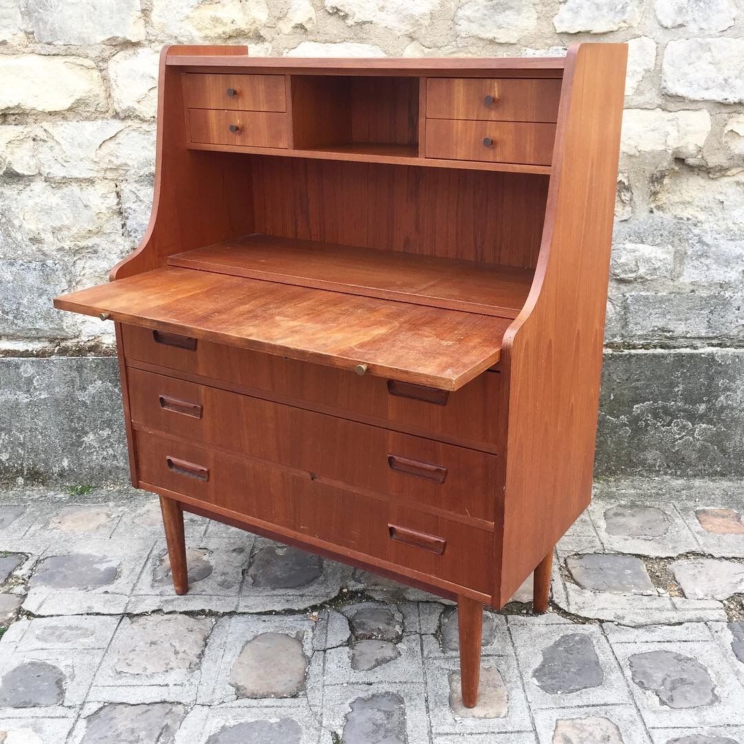 Furniture scriban by Gunnar Nielsen Tibergaard