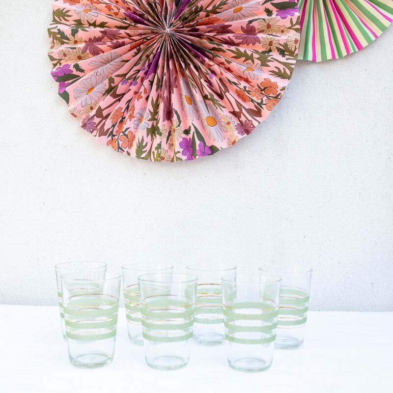 7 glasses green and gold granita