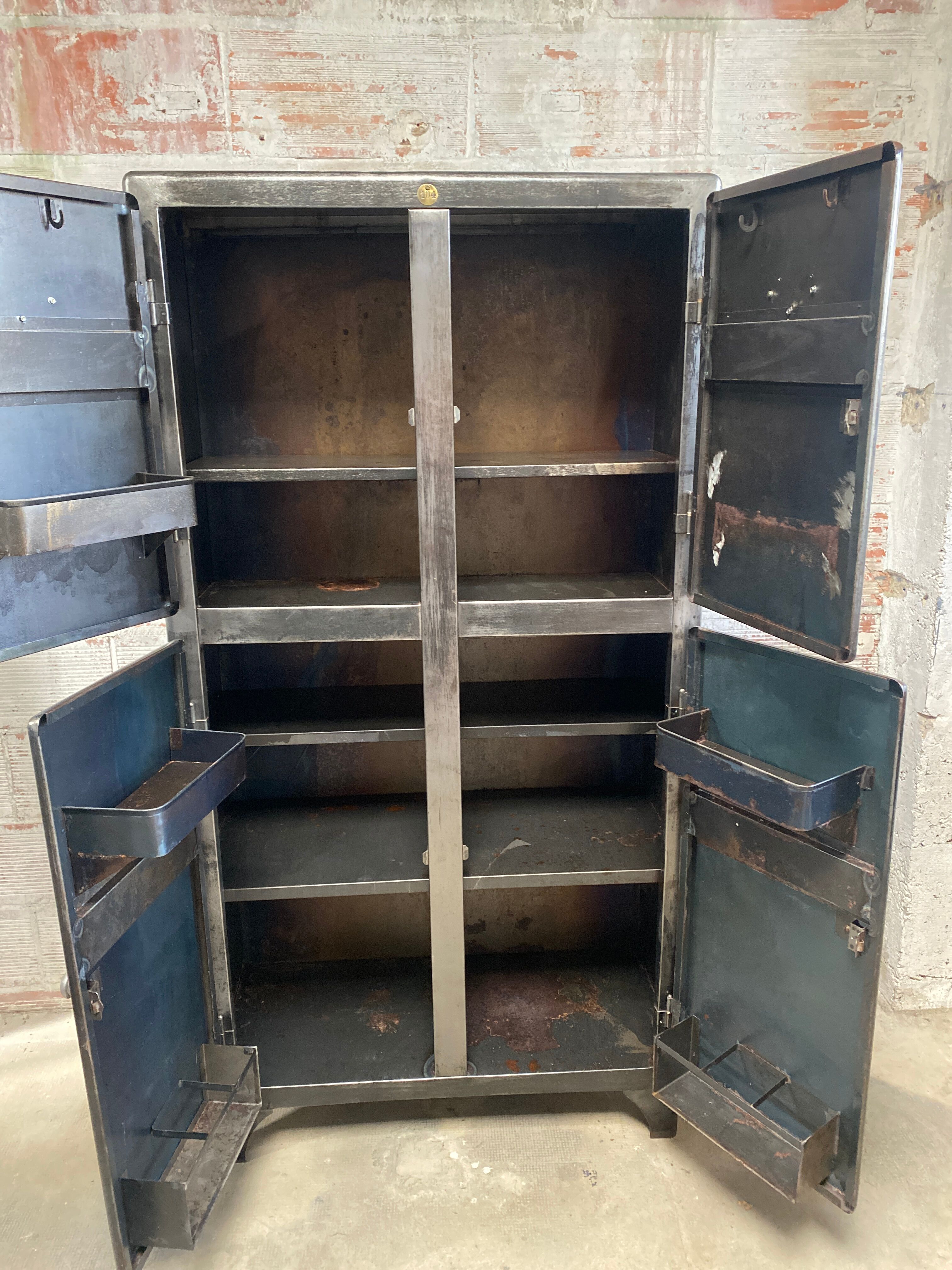 Sheet metal kitchen buffet