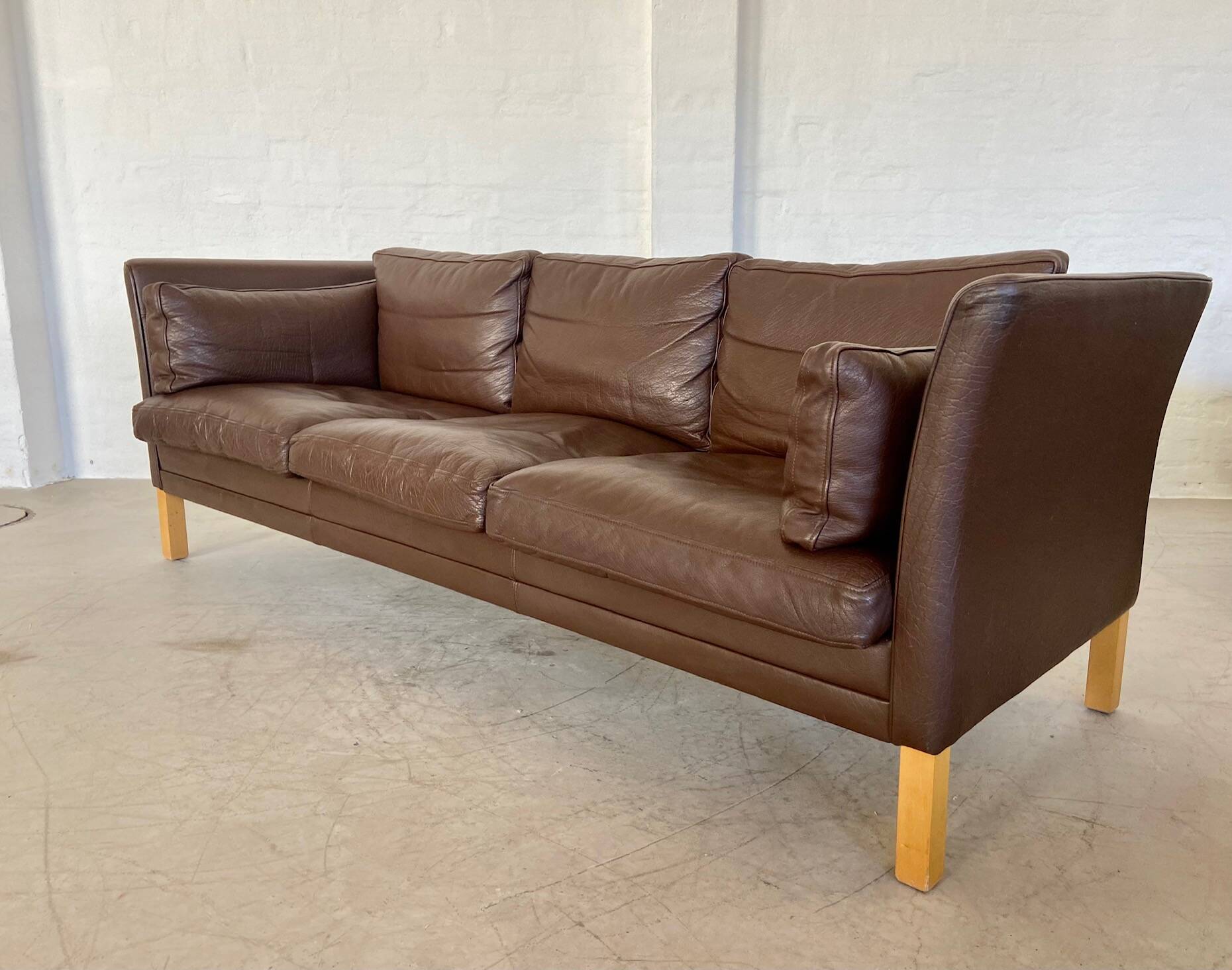 MID CENTURY VINTAGE DANISH MOGENS HANSEN 3 PERSON SOFA IN COCO BROWN LEATHE