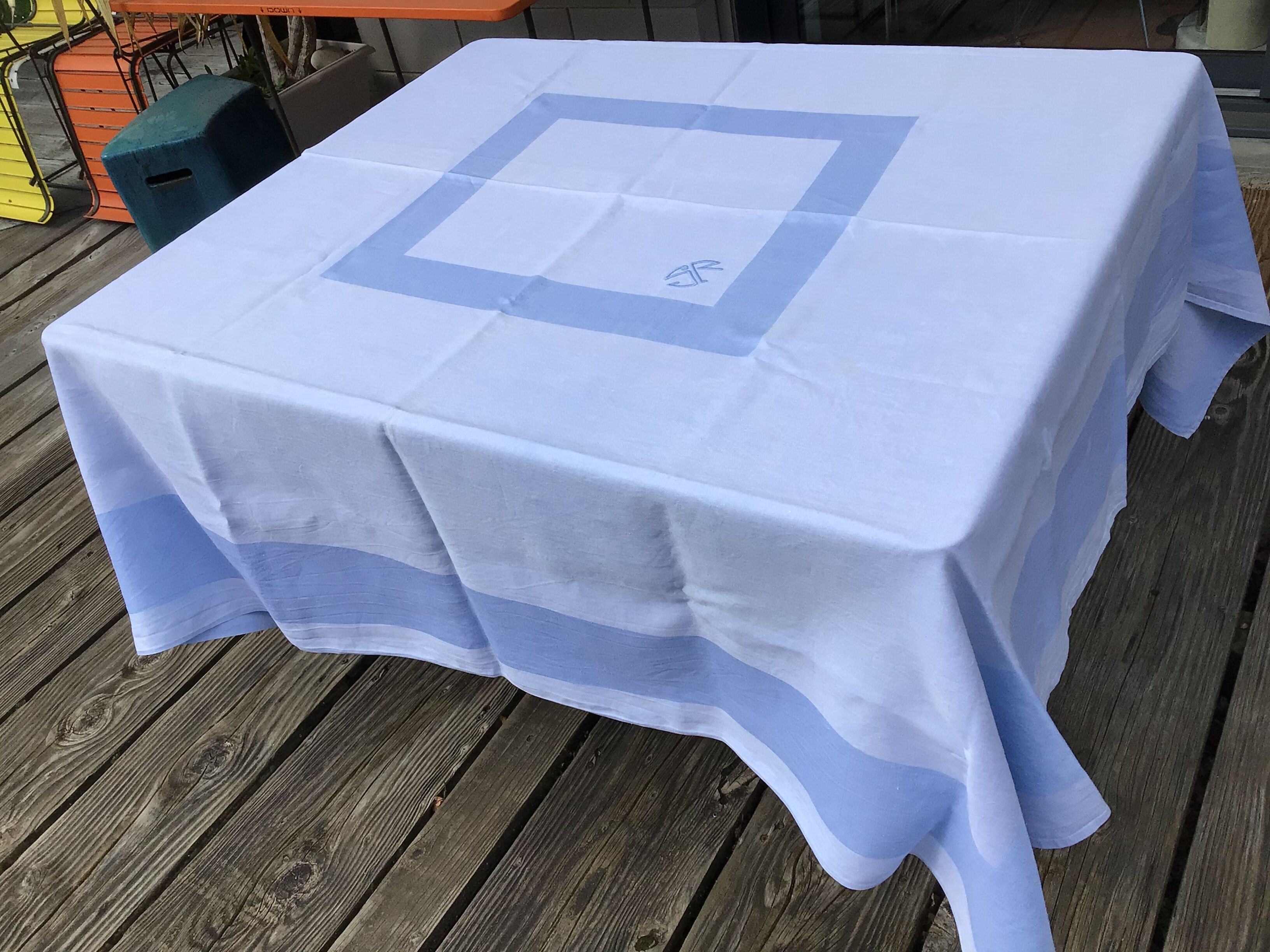 Hand embroidered SR square sheet 174cm