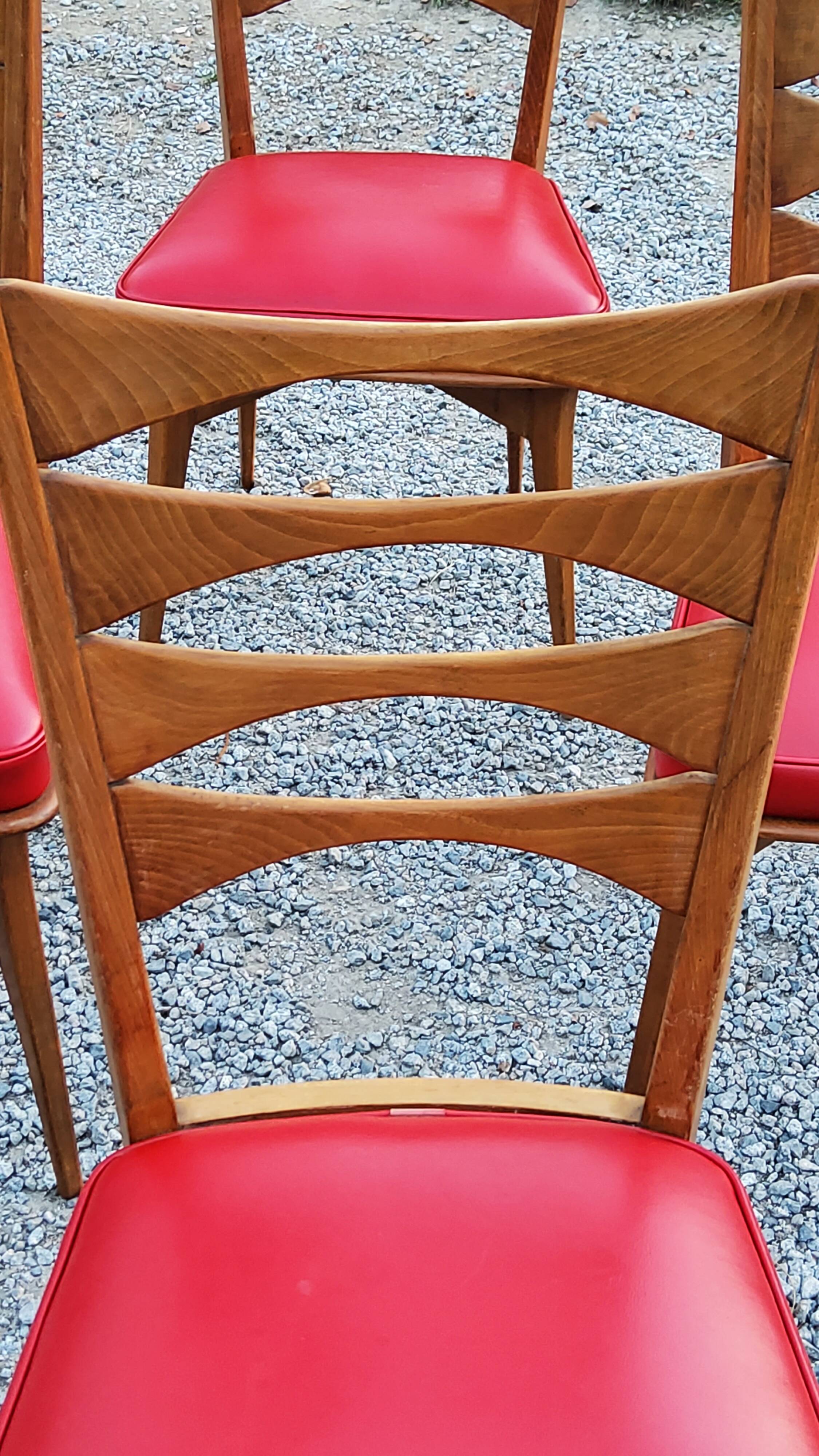 Set of 6 vintage Scandinavian style chairs from the 50s