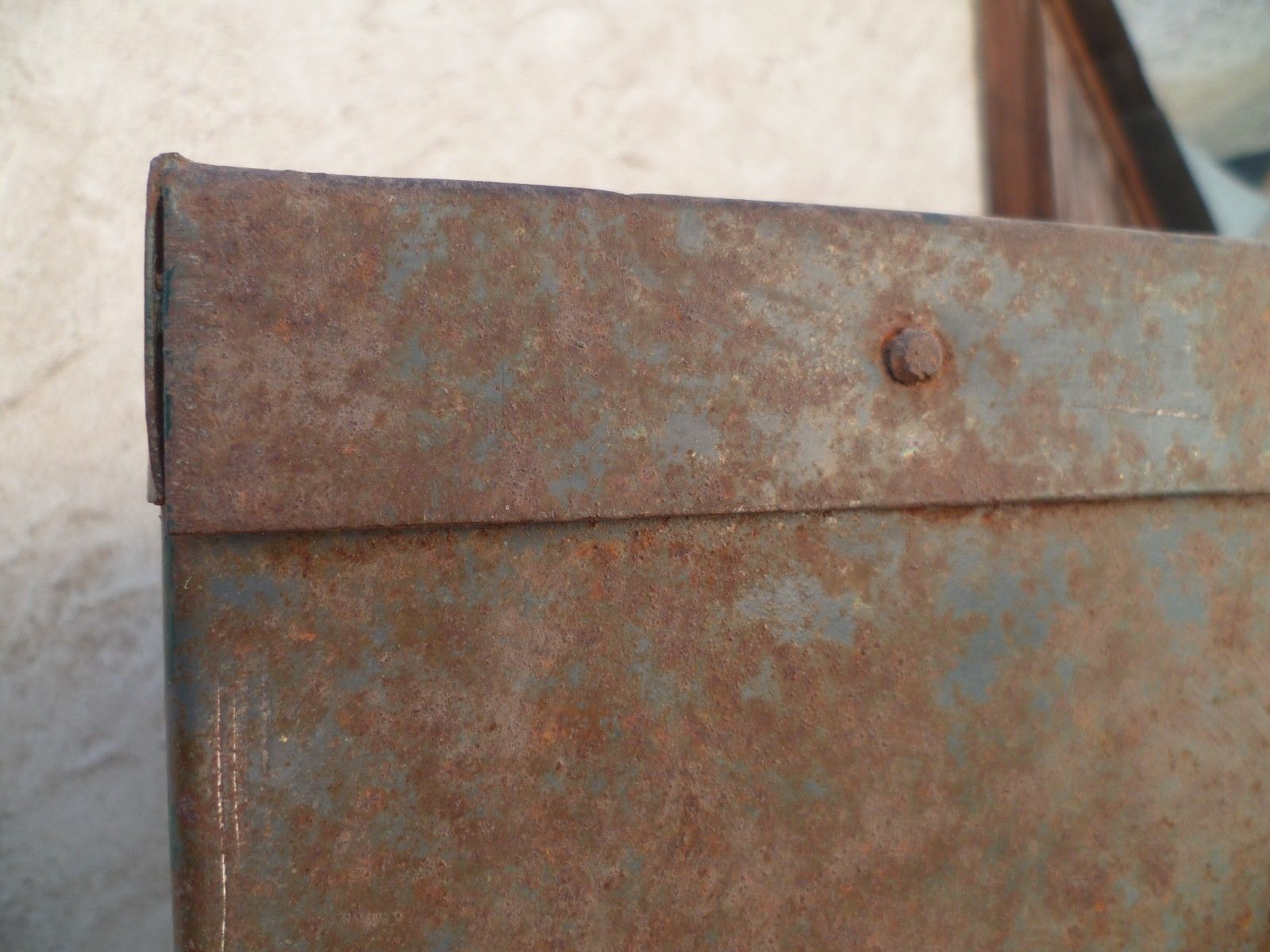 Cloakroom 3 doors 50 years