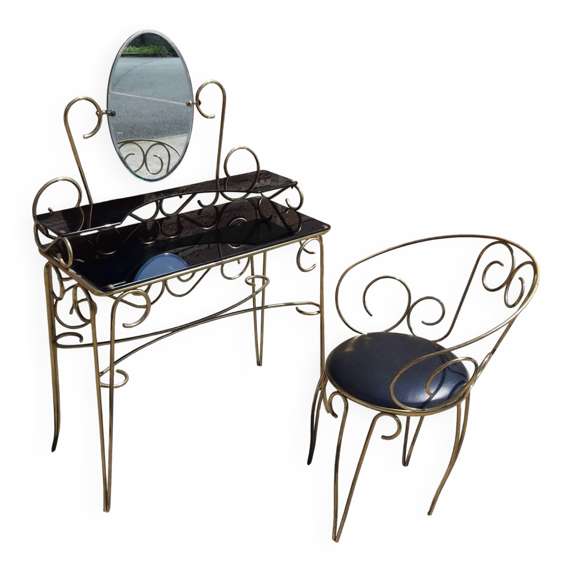 Dressing table and chair in gilded metal and opaline glass.
