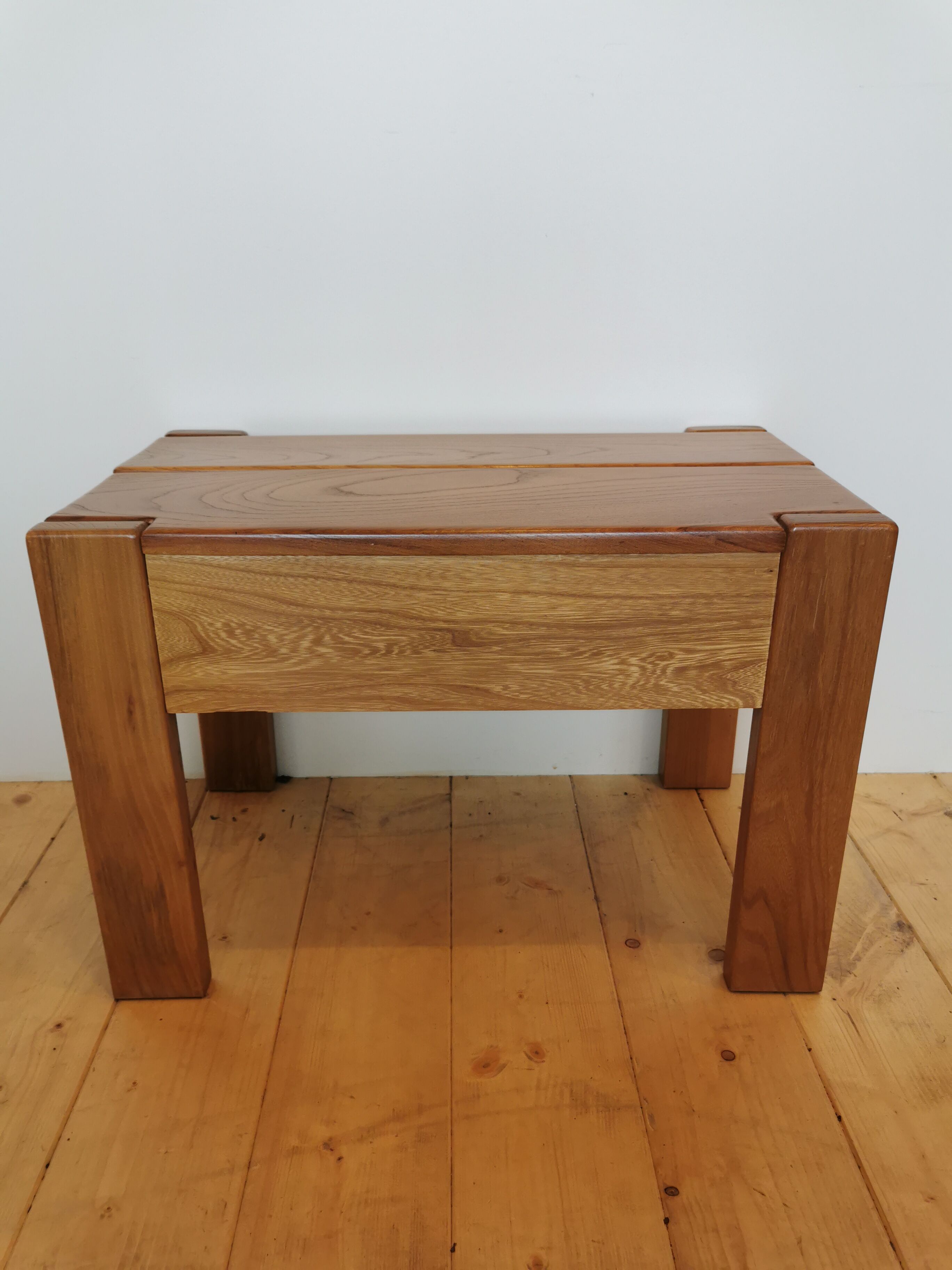 Paire de chevets en orme Maison Regain