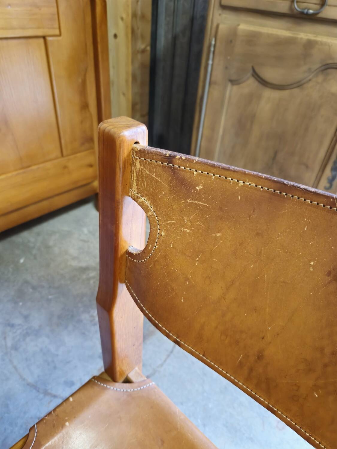 Dining room set table and 6 chairs Maison Regain in Elm