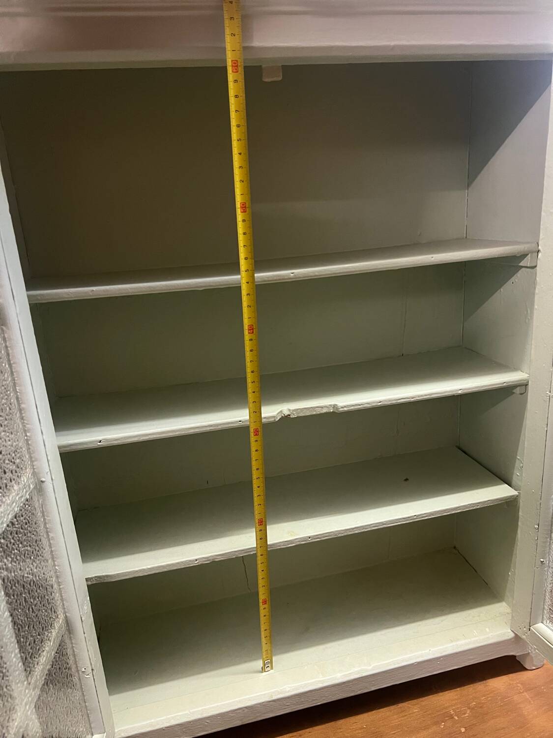 Small vintage medicine cabinet