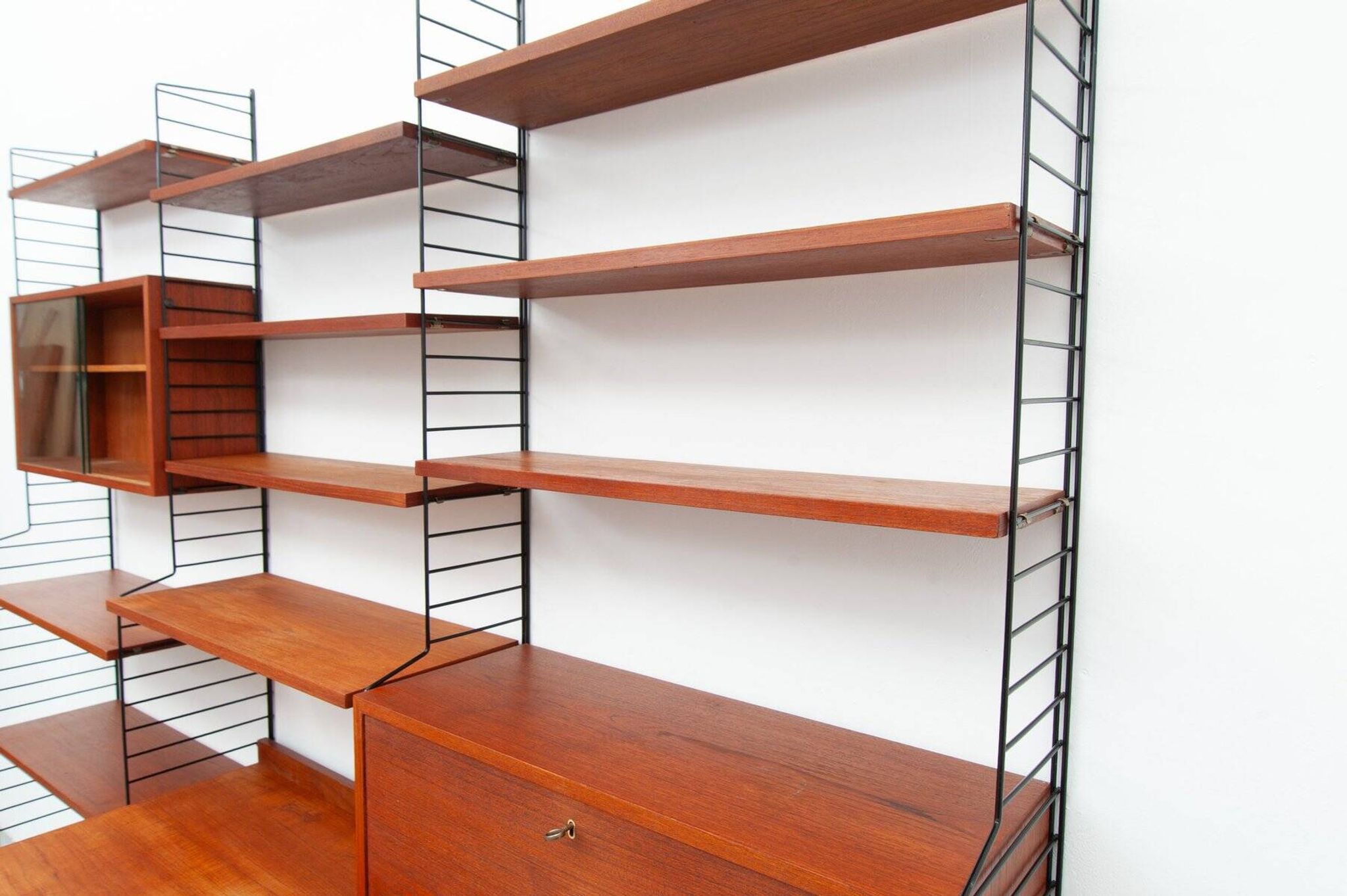 String wall shelf by Kajsa & Nisse Strinning, 1950s