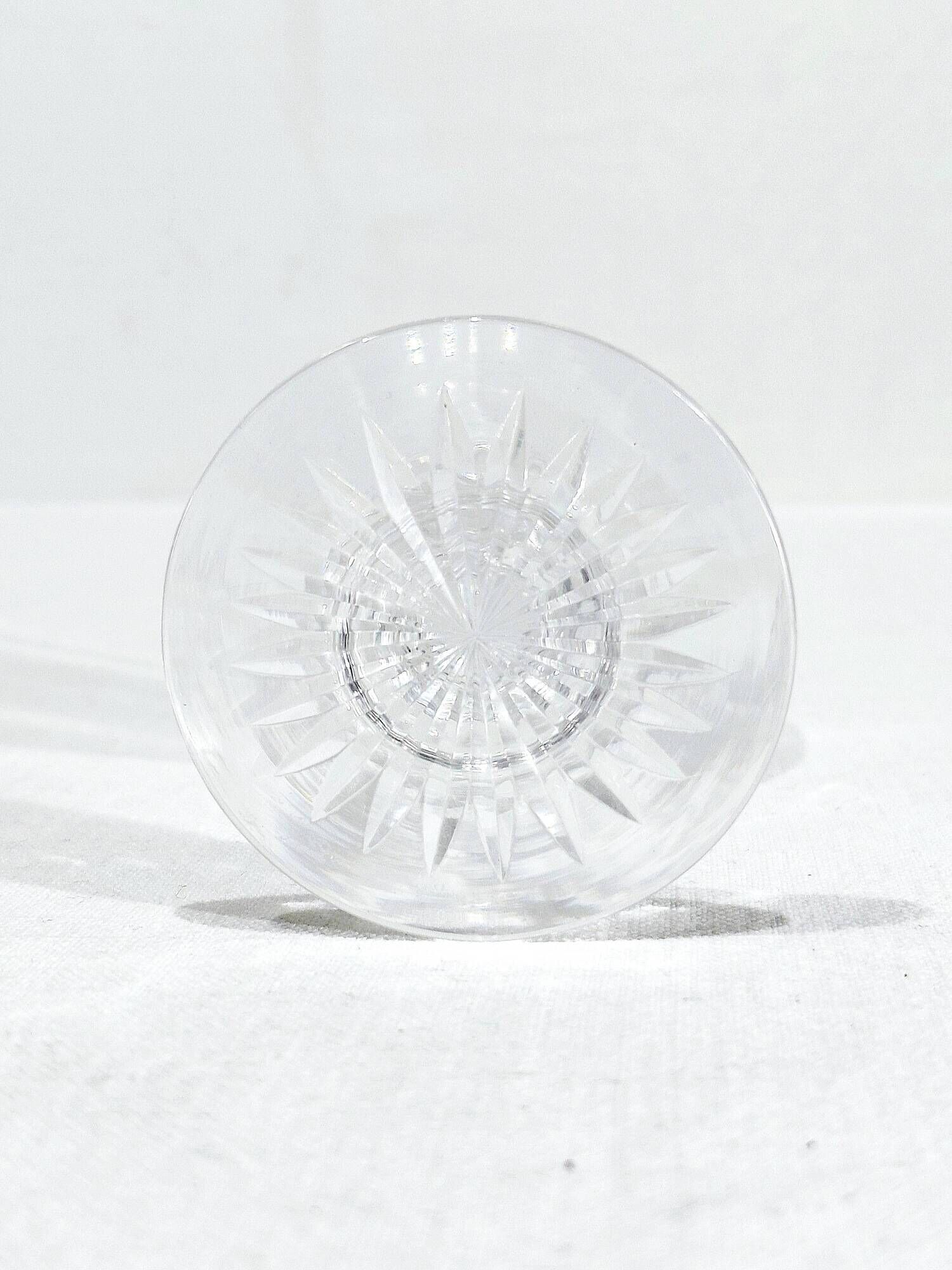 Baccarat - 12 white wine glasses catalogue 1841
