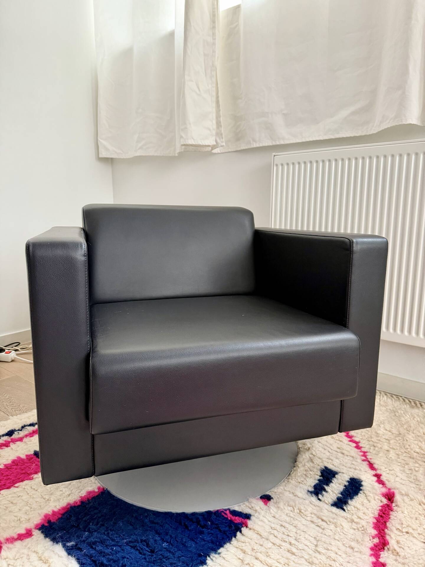 Poltrona Frau armchair
