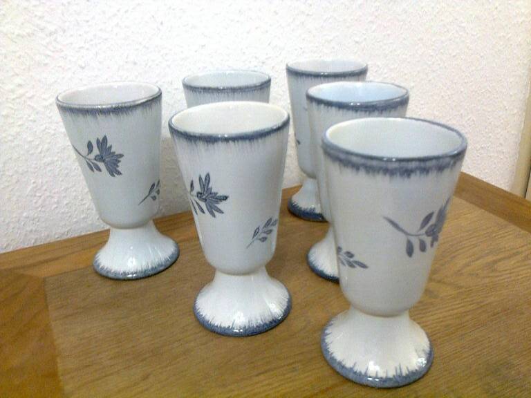 Set of 6 mazagrans with plant motif (carnations) blue-gray on white background