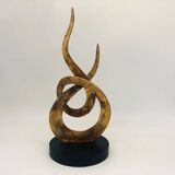 Sculpture of intertwined flames.