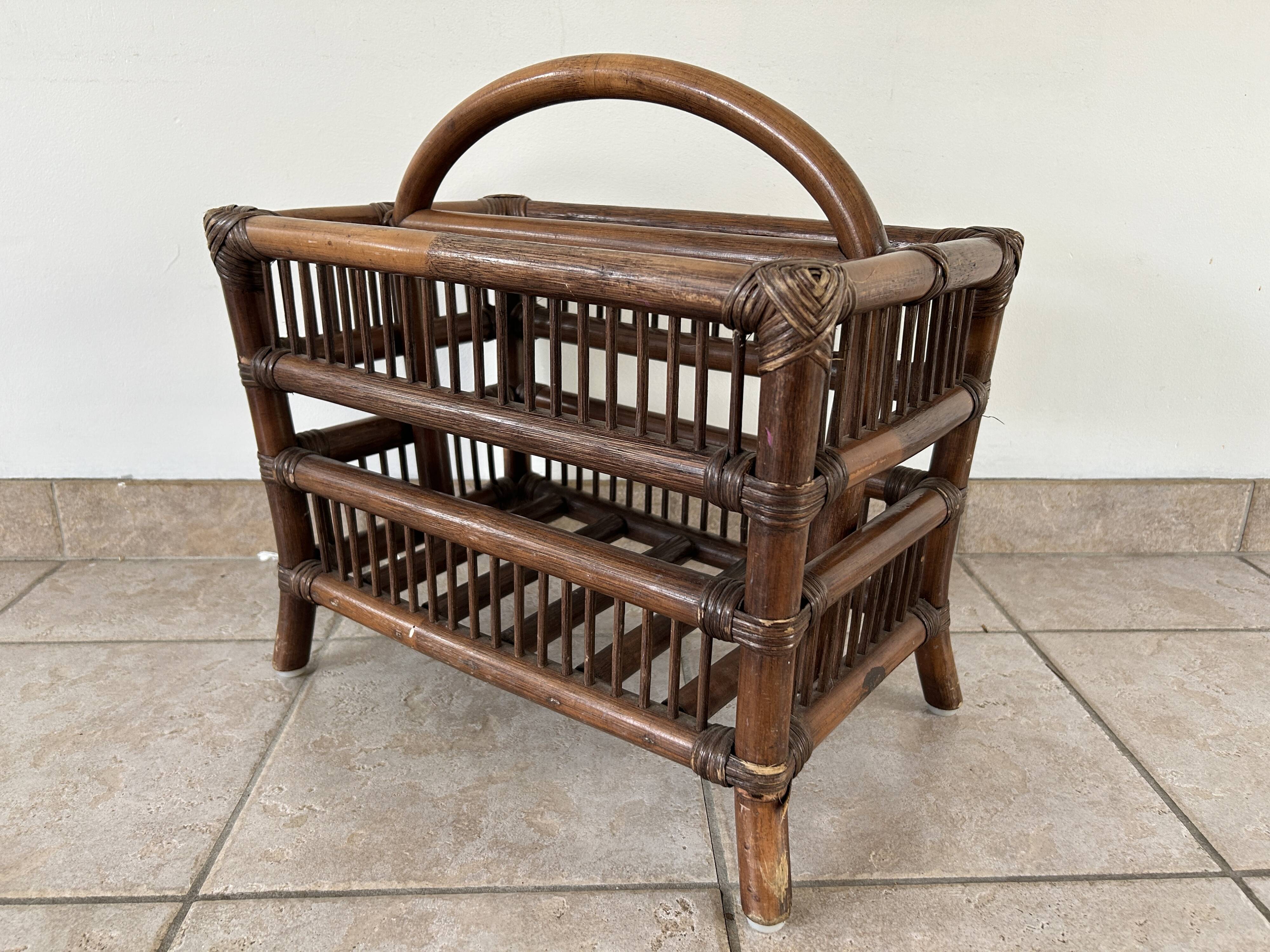 Rattan and wood magazine rack - VINTAGE (1970)