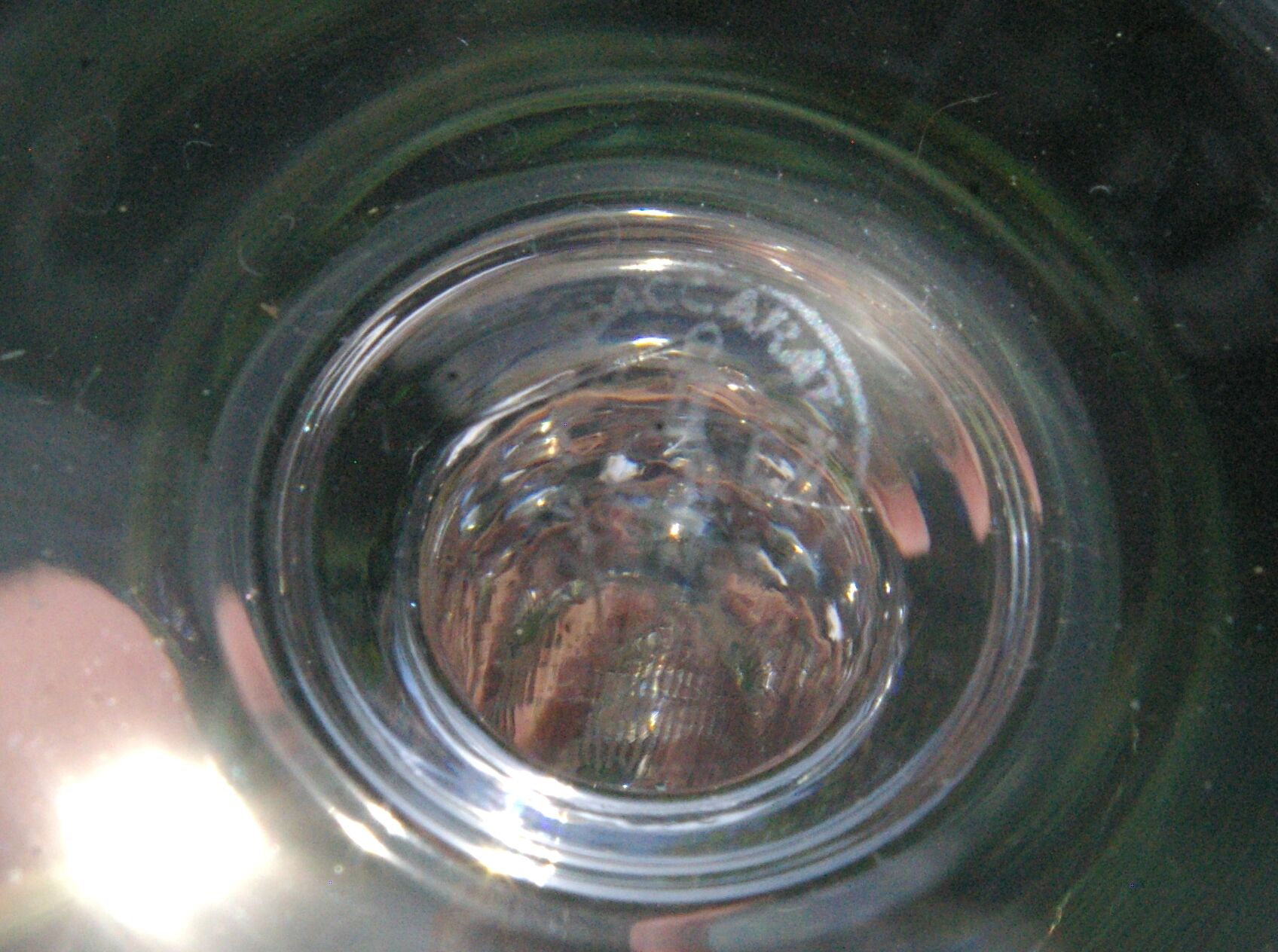 BACCARAT NANCY - 12 Glasses of white wine in cut crystal - Signed - H 12,5cm