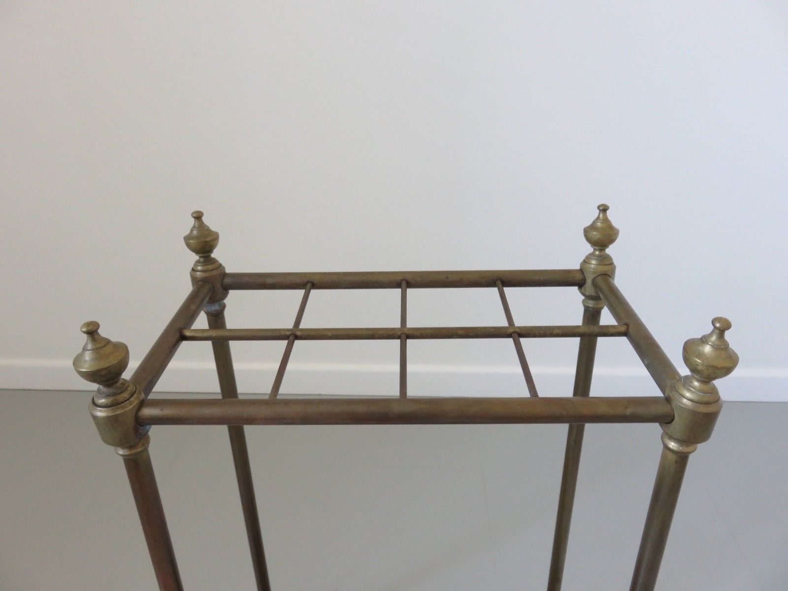 Umbrella rack in brass of the 1900s