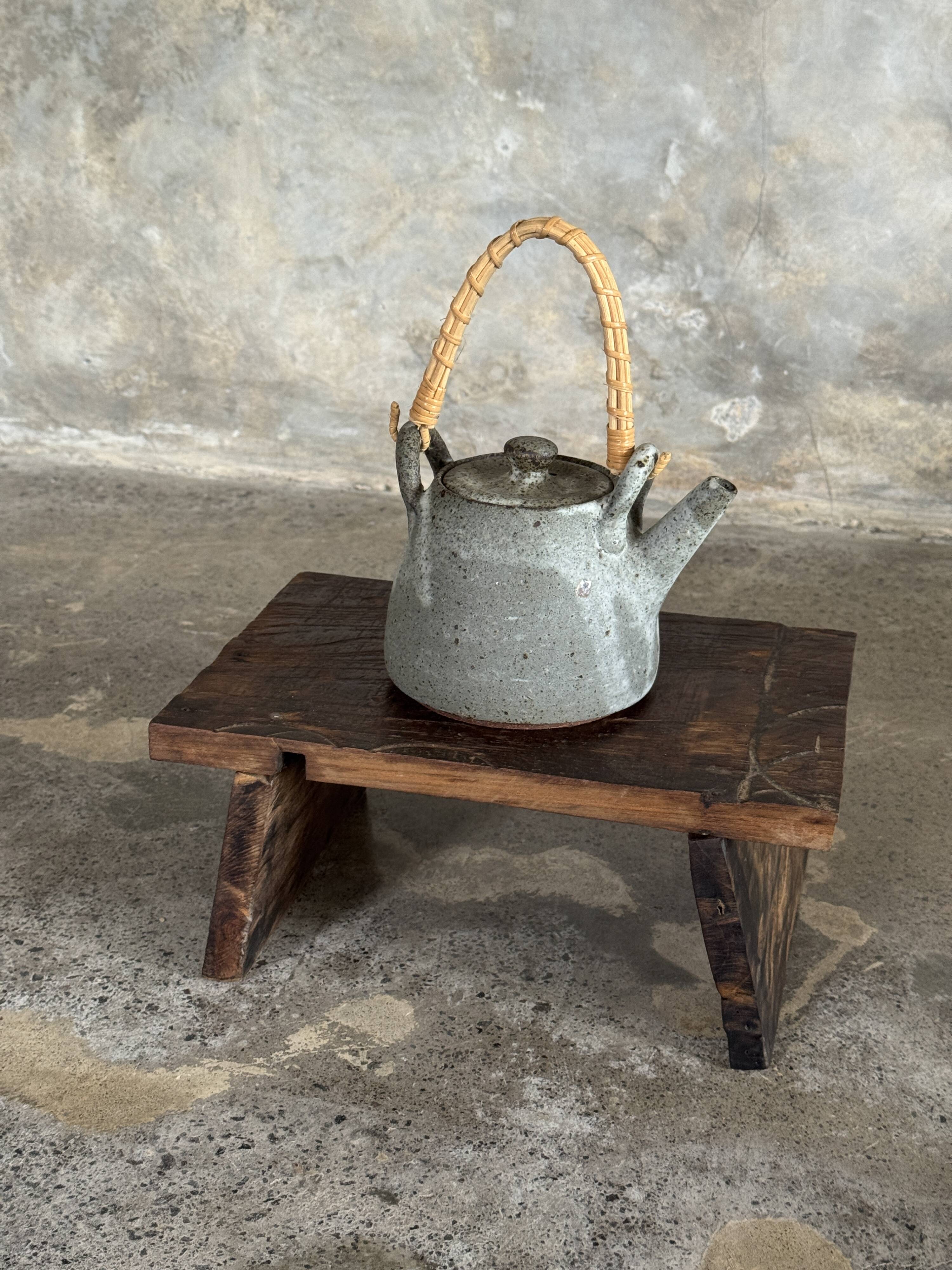Small auxiliary stool in dark brown upcycled teak wood, engraved (3275)