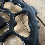 Enamelled cast iron trivet