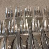 12 silver-plated metal cake forks by Argental silversmiths with a decorative pattern