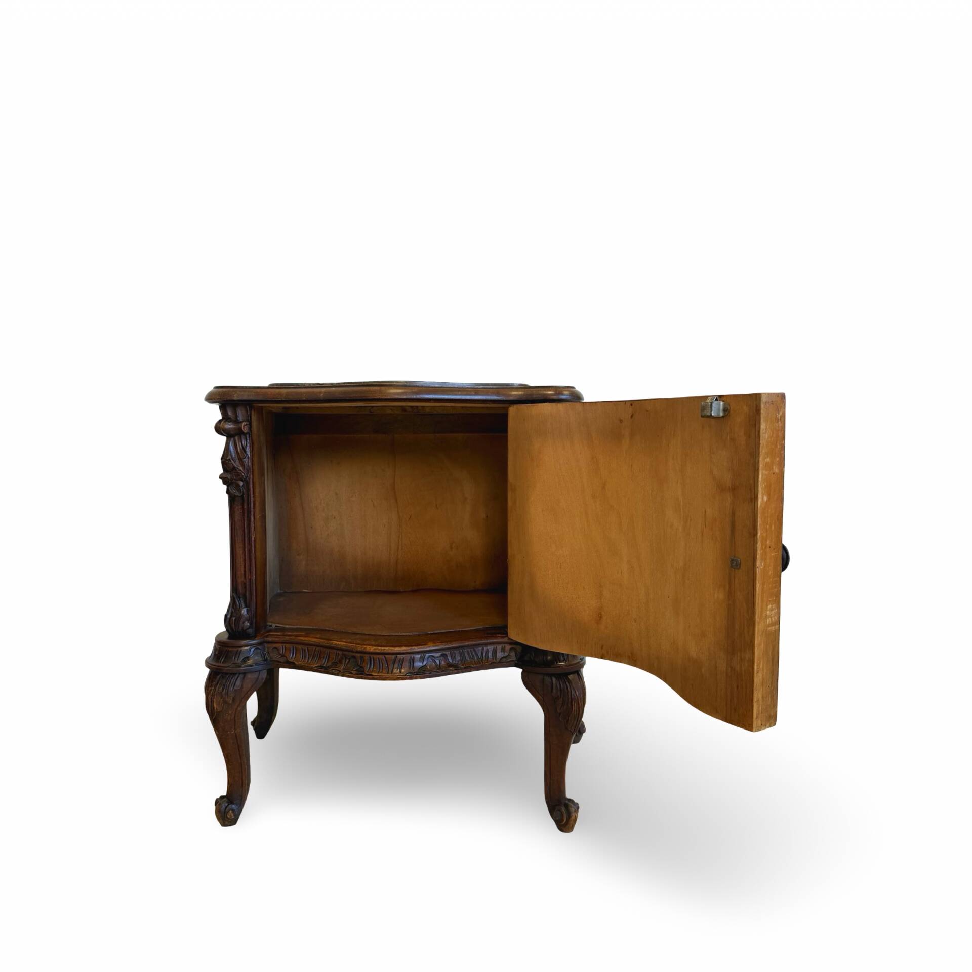 serpentine nightstands in walnut Art Deco