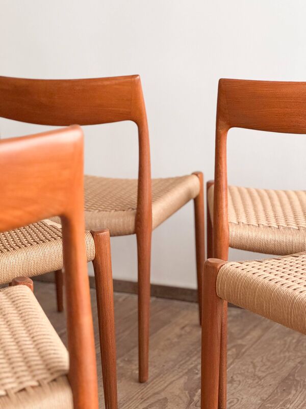 Chaises danoises en teck Mid-Century par Niels O. Møller # 77, set de 4