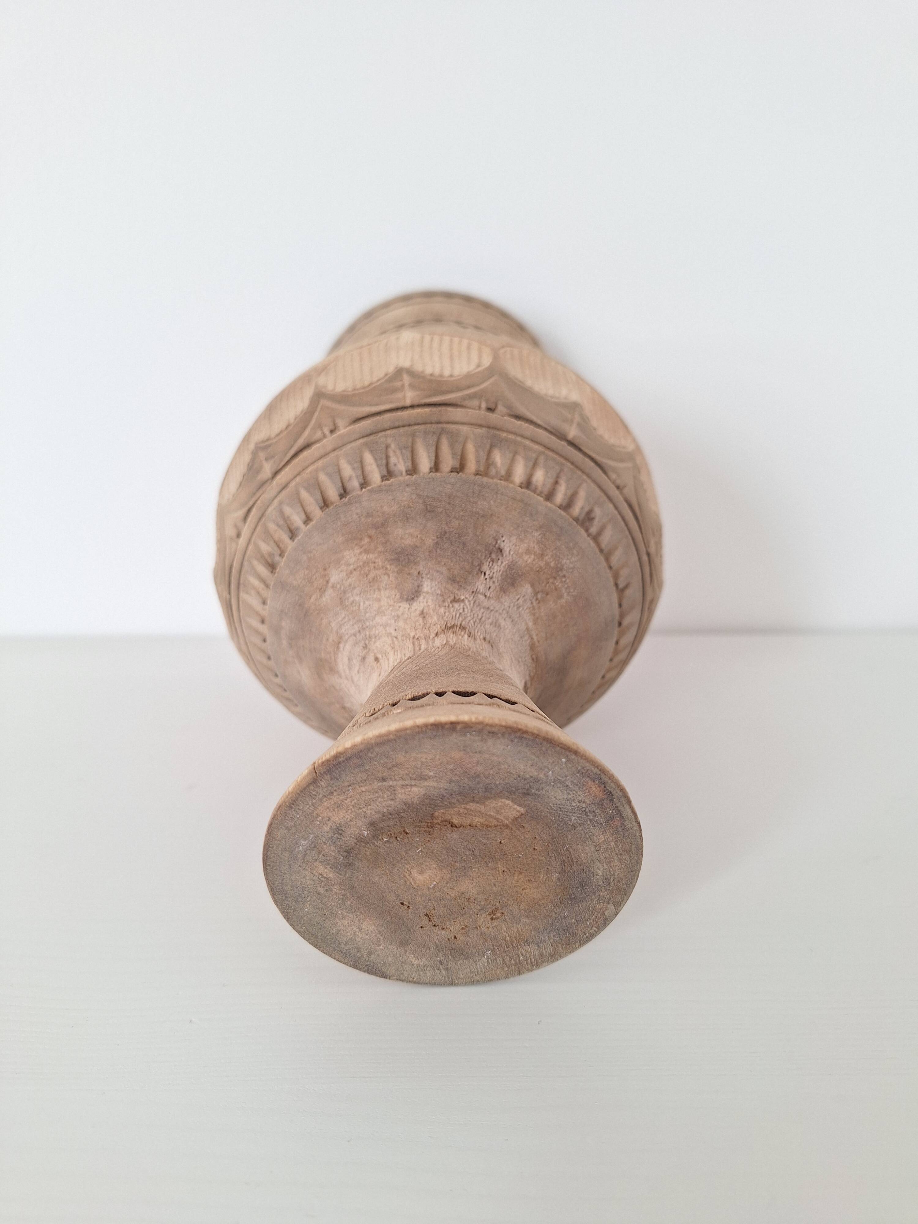 Bowl / Carved wooden vase