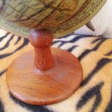 Rotating world map vintage