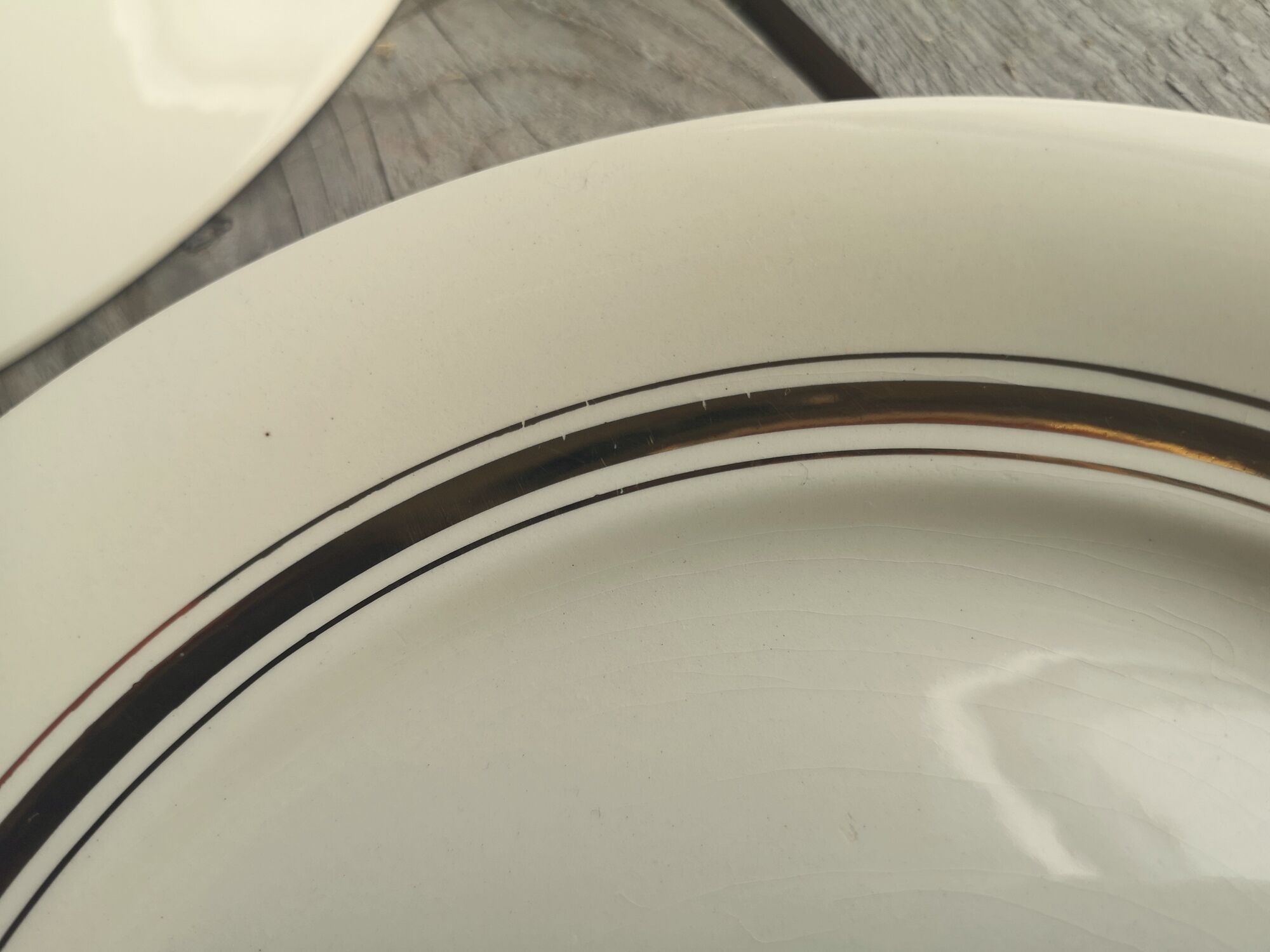 6 vintage cream plates with golden fillet by Villeroy Boch