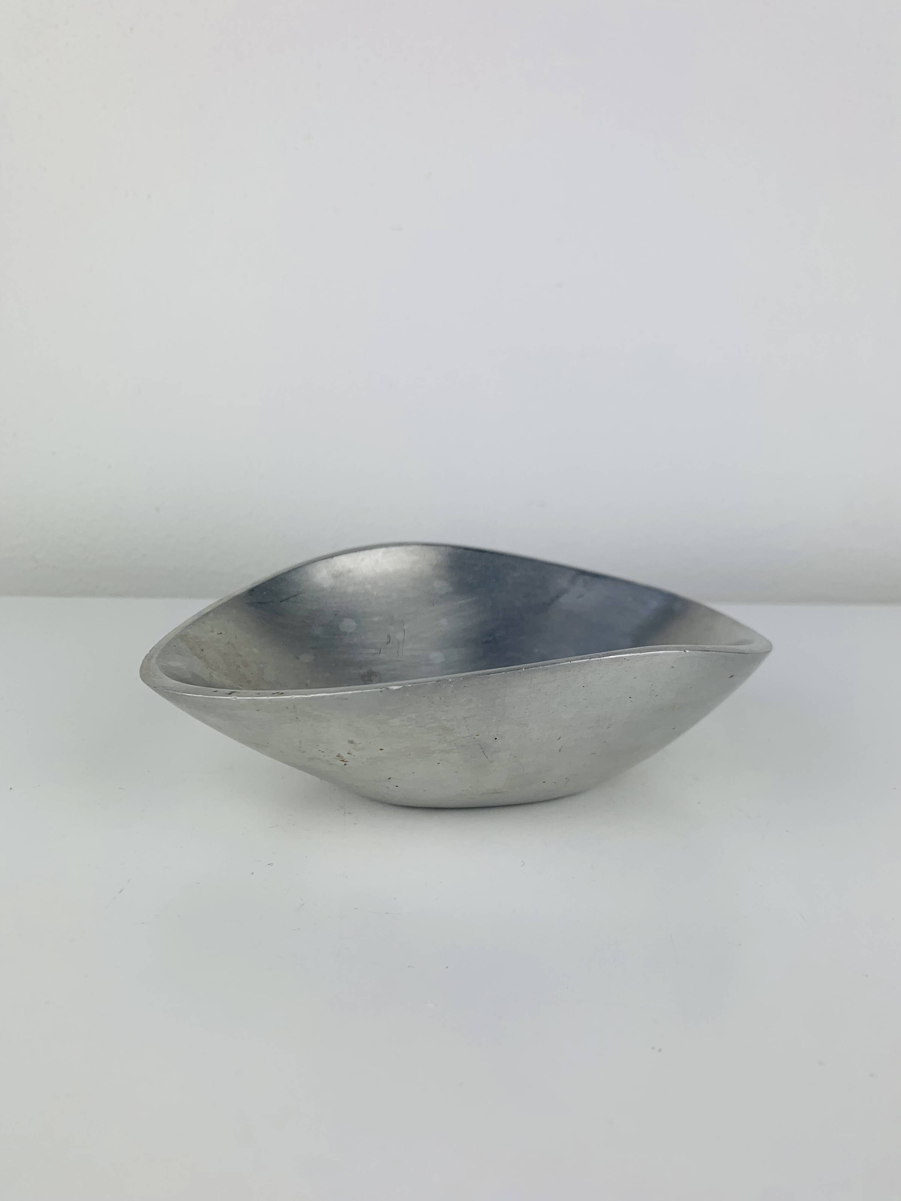 Aluminium catchall, freeform, vintage