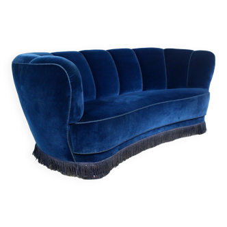 Danish Cabinetmaker Banana Curved Sofa, 1940s