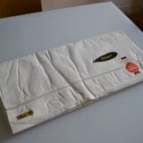 Antique linen sheet with Venetian scalloped edge, 240 x 325 cm, New Old Stock