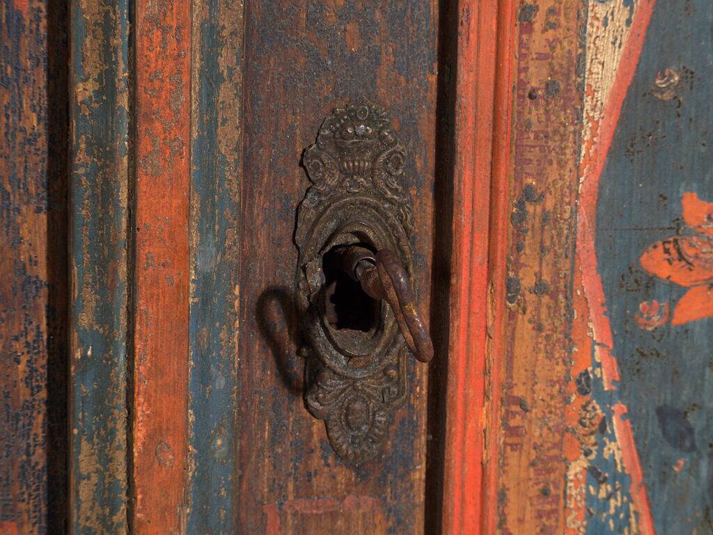 Polychrome wardrobe from Central Europe – Late 18th to early 19th century (c. 1780-1820)