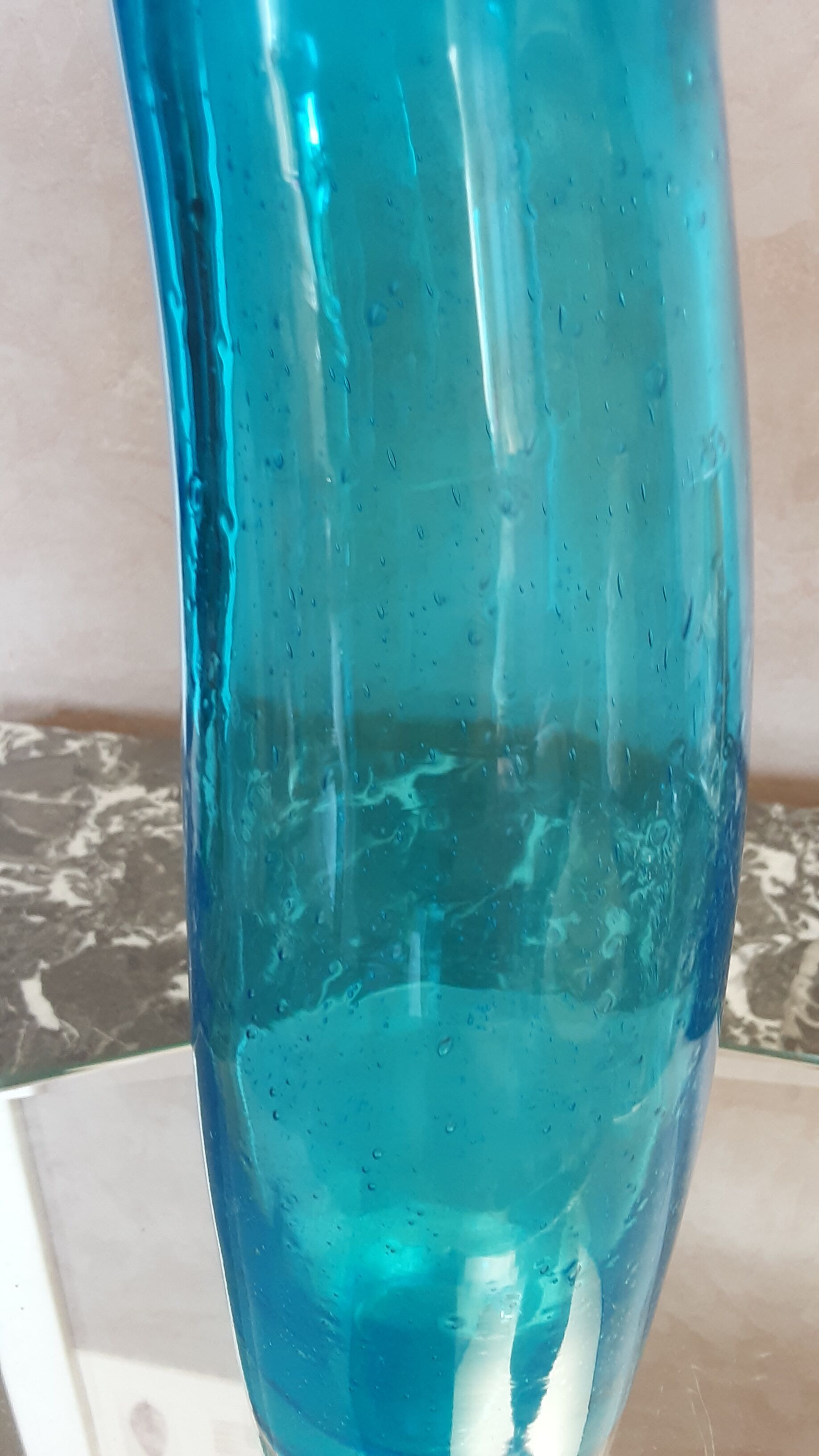 Vase en verre épais à bulles année 80 Selency