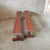 Ensemble table de ferme et 2 bancs