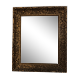 Miroir en bois sculpté et doré