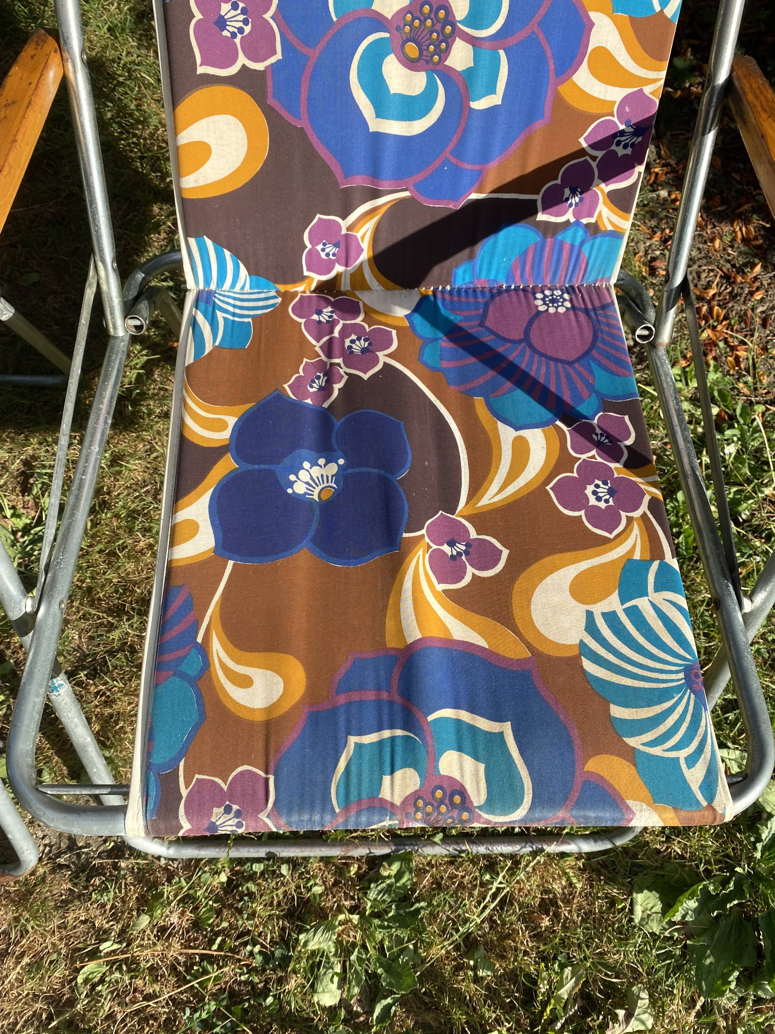 70s folding camping chairs, patio garden chairs