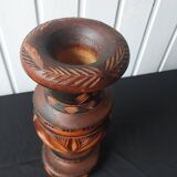 Vase en bois