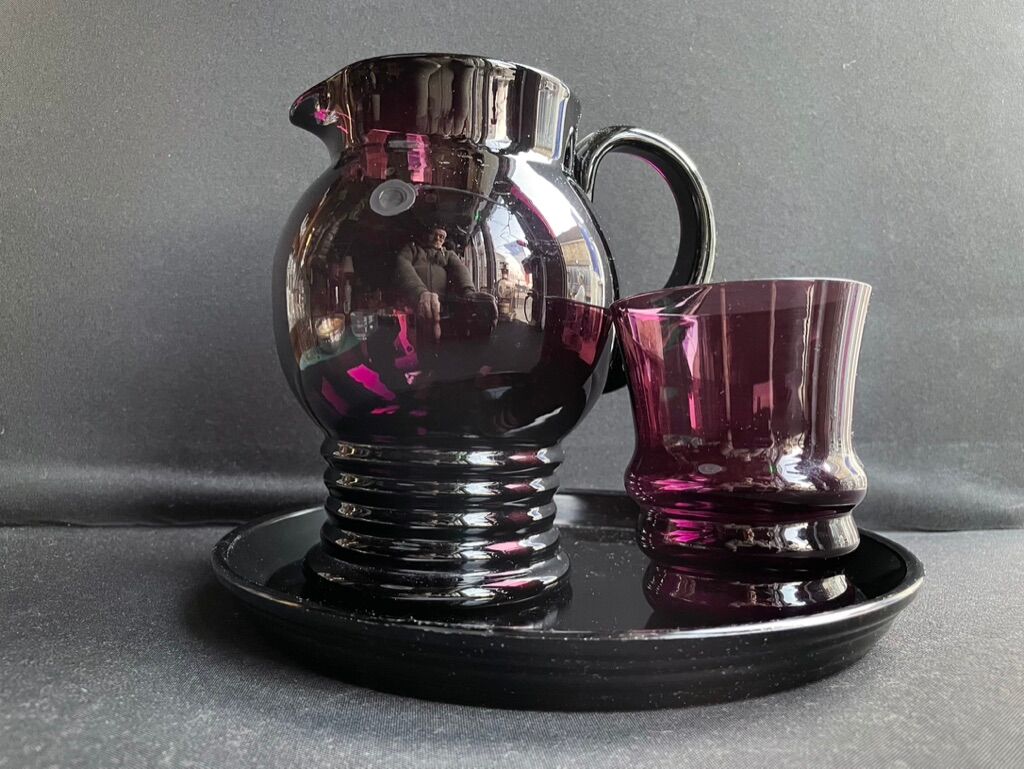 Art deco night service