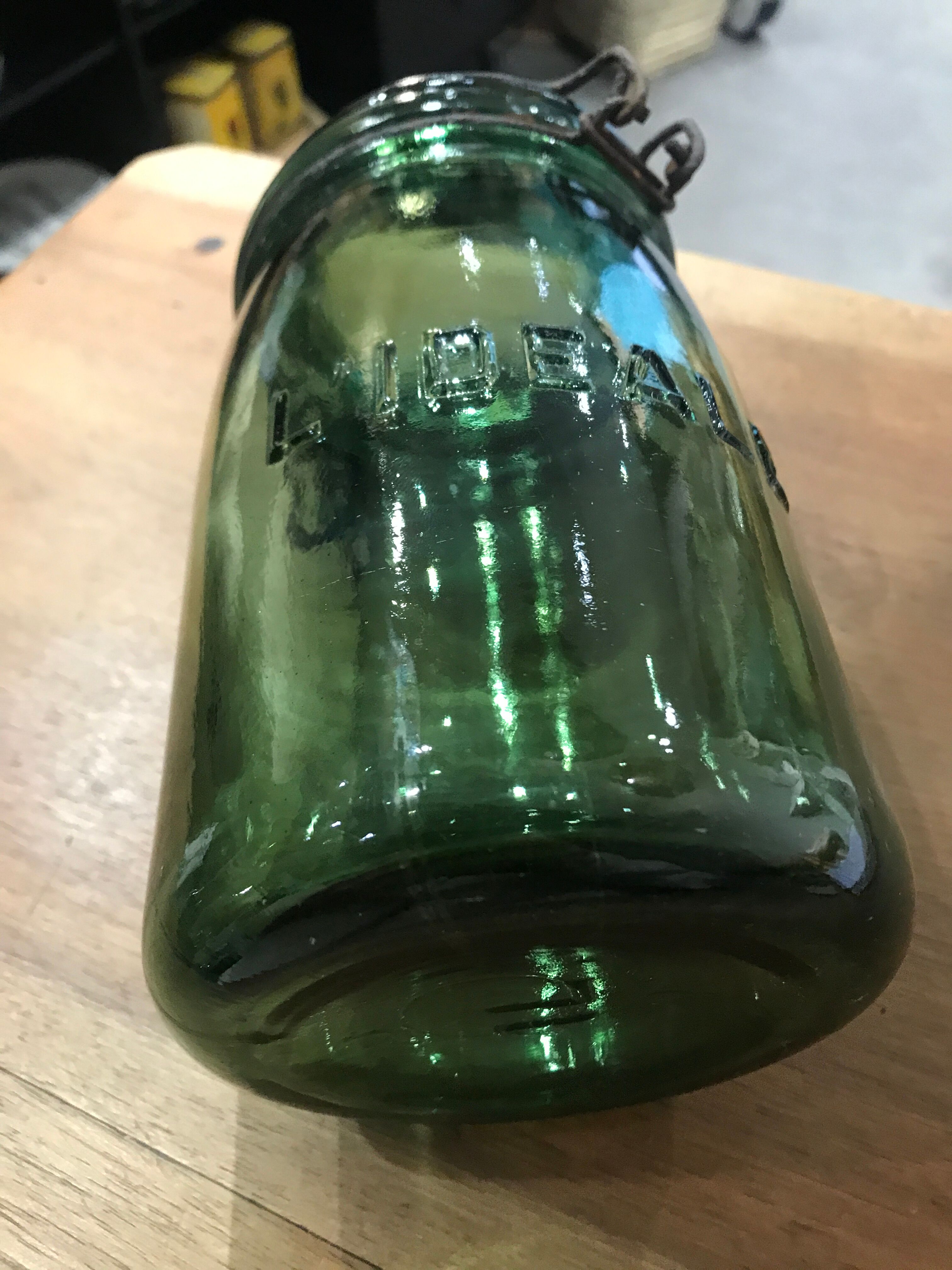 Jar L'Idéal old dark green