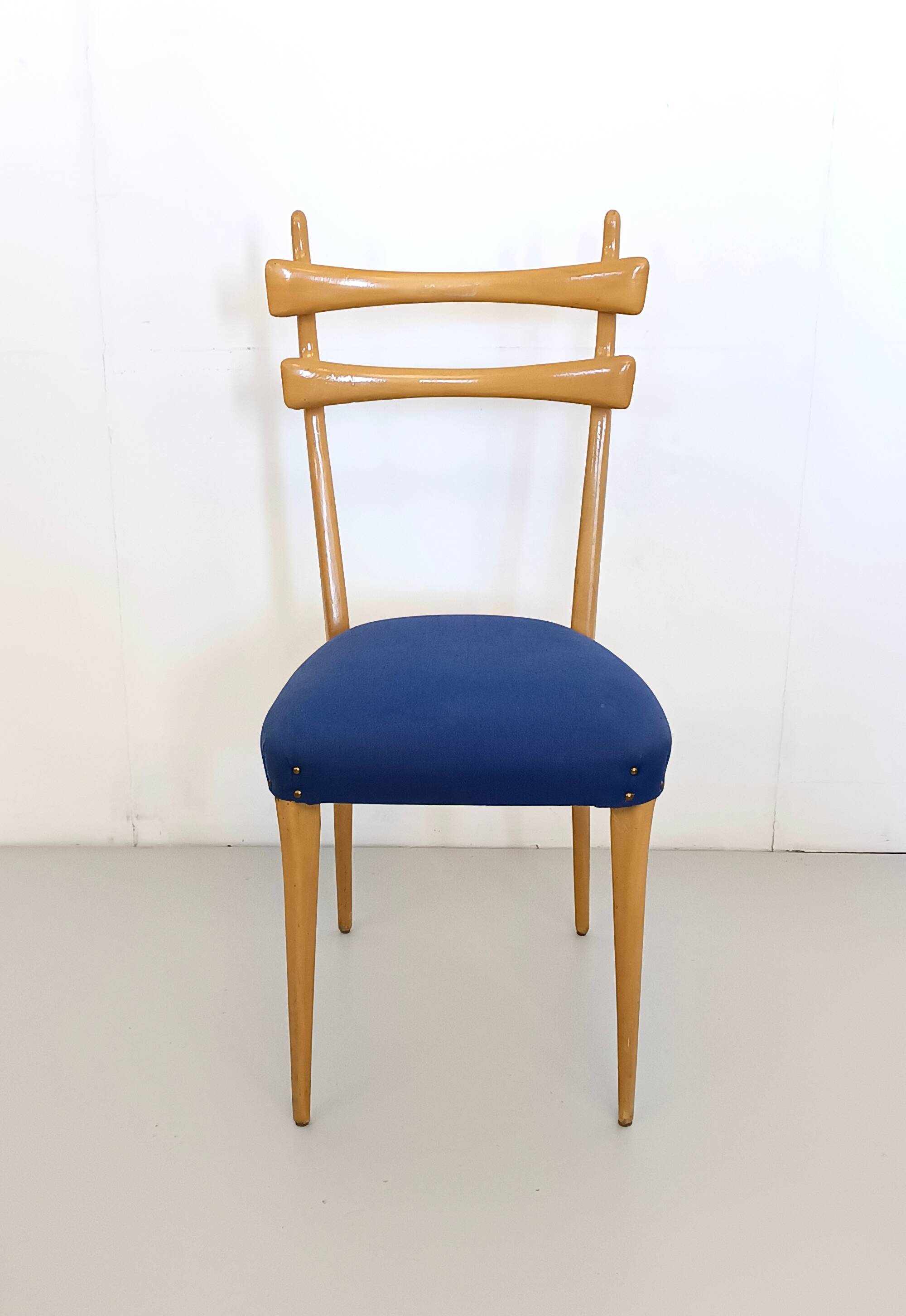 Vintage Maple Dining Chairs with Ultramarine Blue Fabric, 1950s, Set of 5
