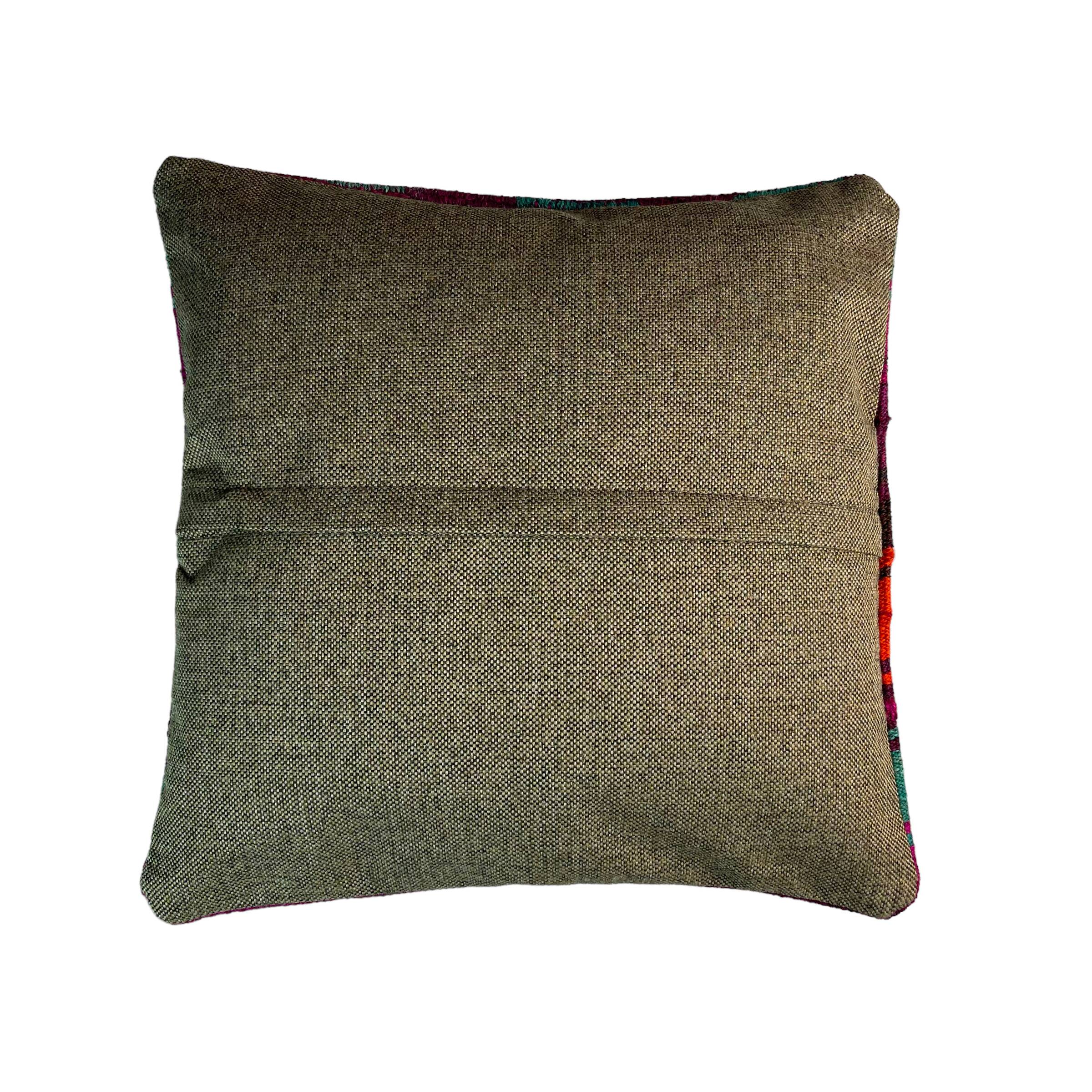 Vintage turkish kilim cushion cover , 40 x 40 cm