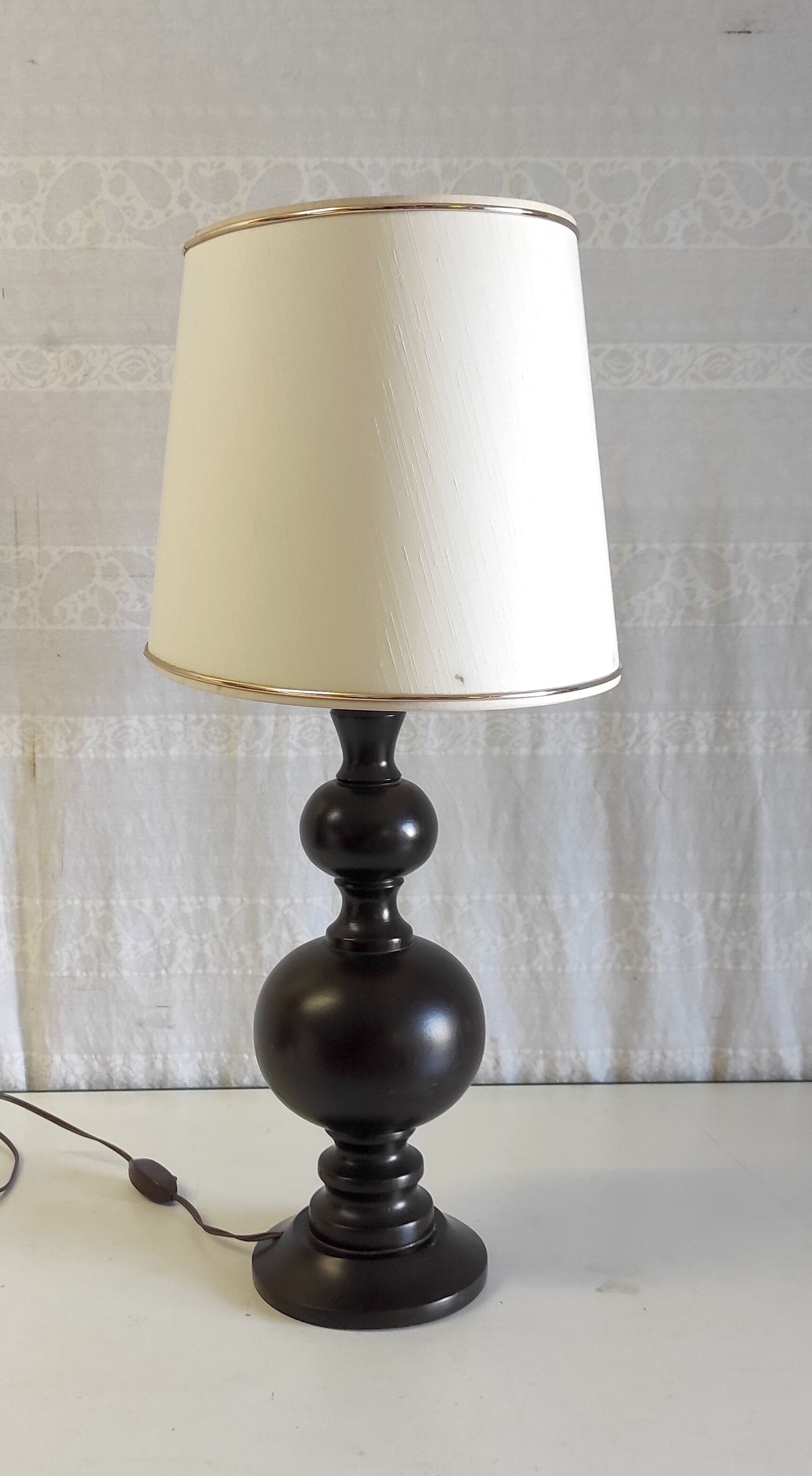 Turned wooden table lamp – 80s