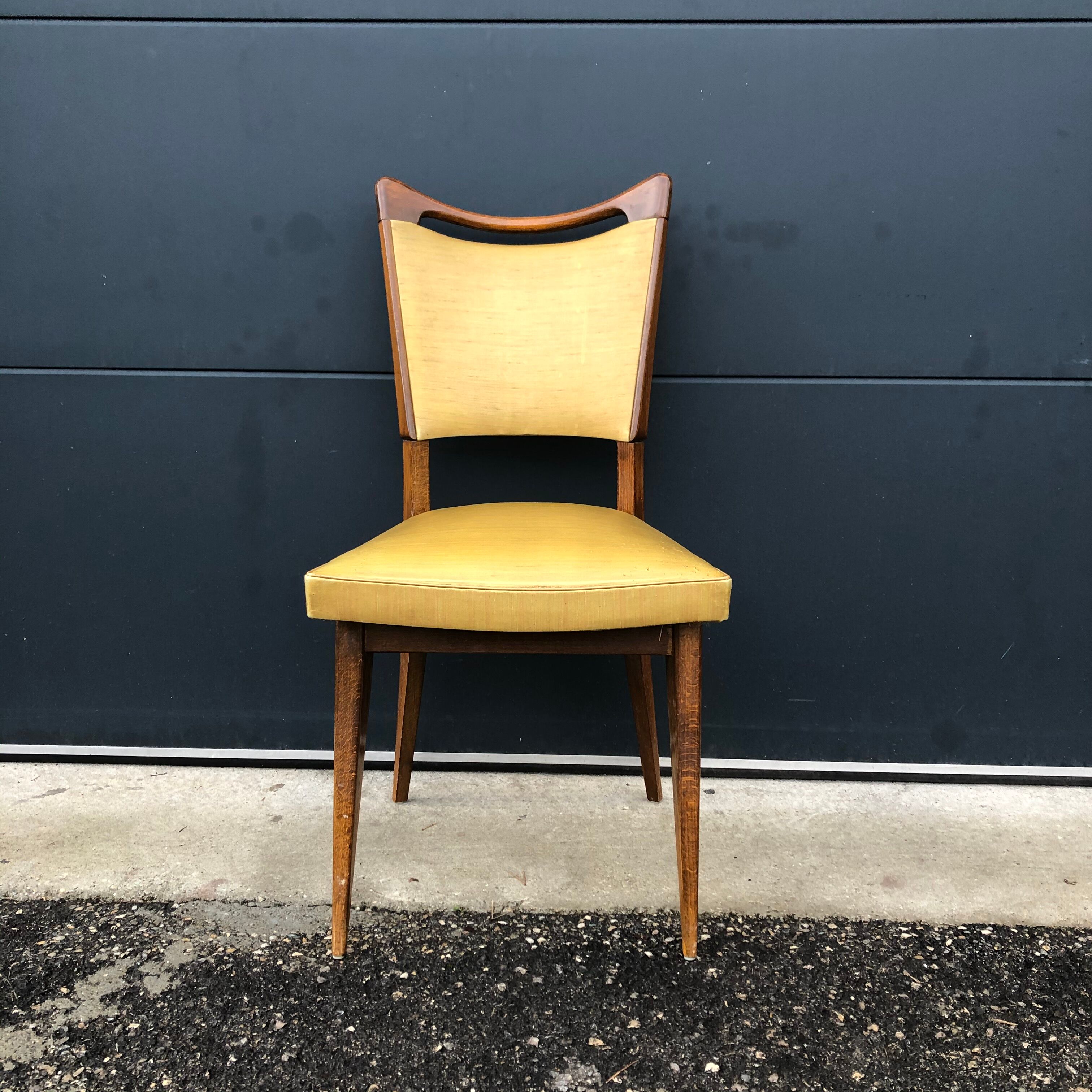 Lot of 2 chairs