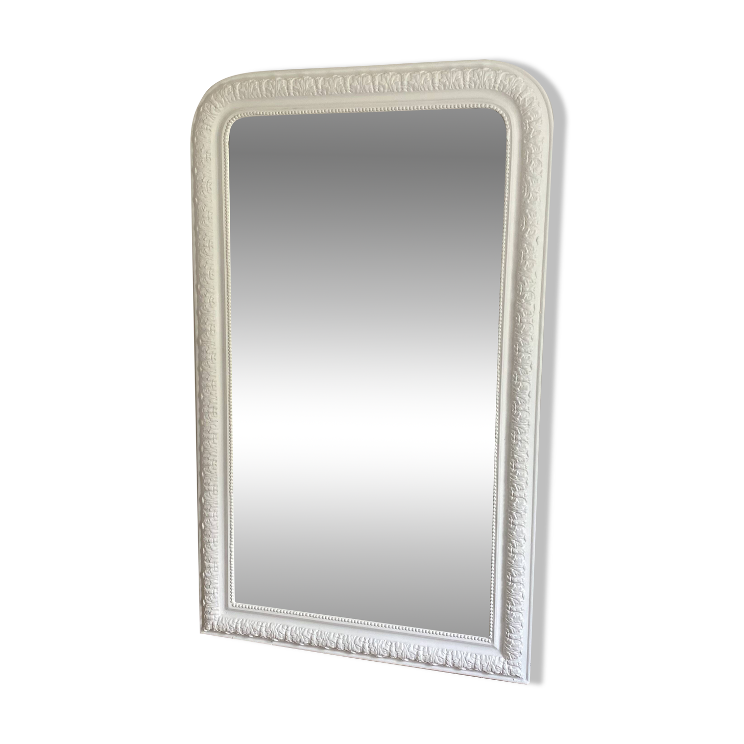 Louis Philippe mirror from the late 19th century. 140x85. White.