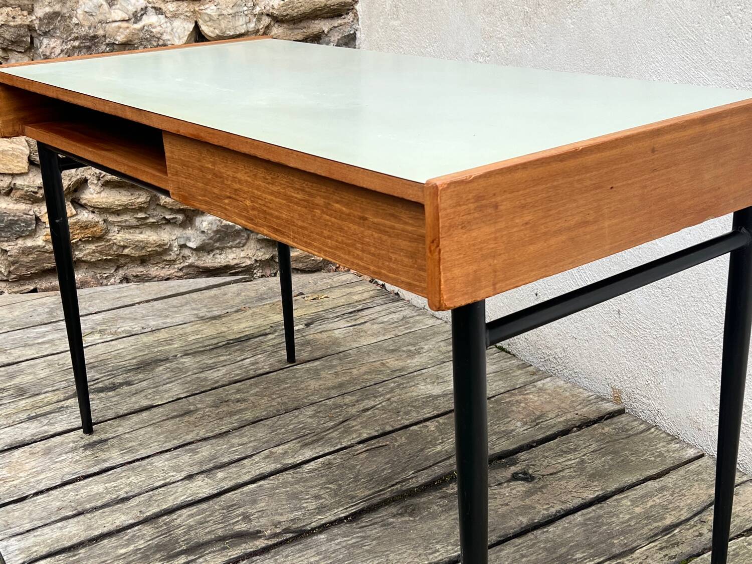 Bureau design Orsay ou Sonacotra année 1950