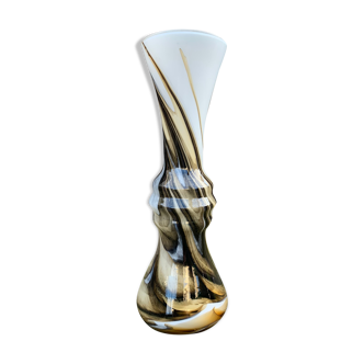 Vase en verre marbré