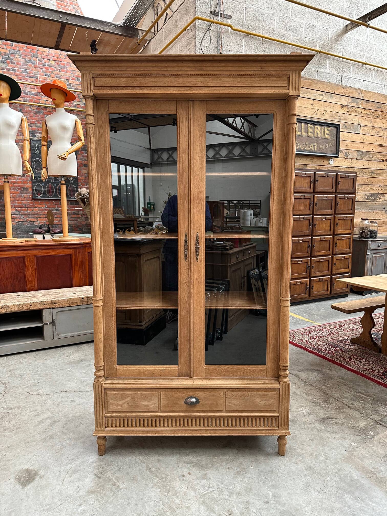 Vitrine en chêne Fin XIXème