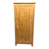 Armoire parisien en bois brut