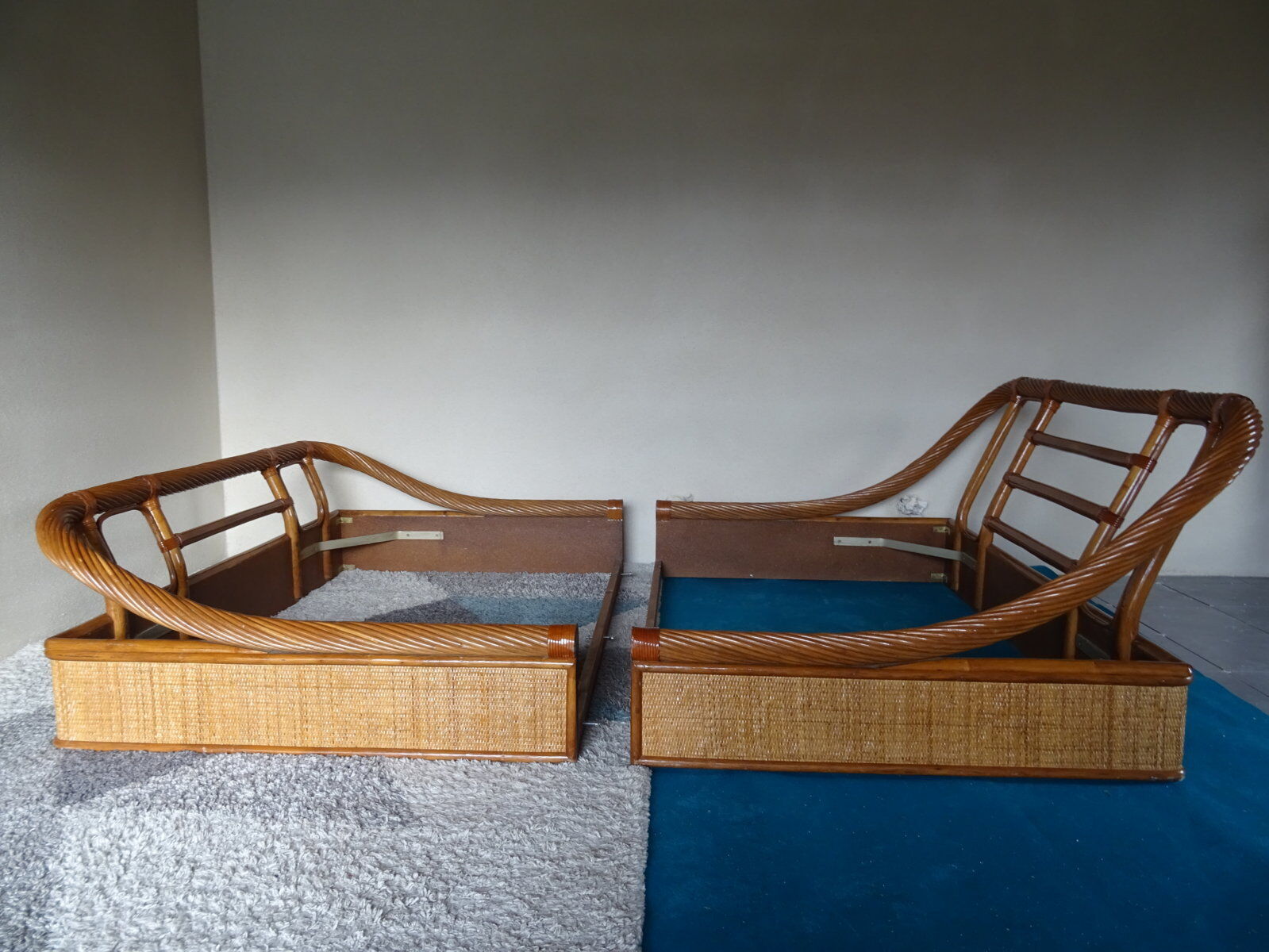 Double rattan bed and his pair of bedsides