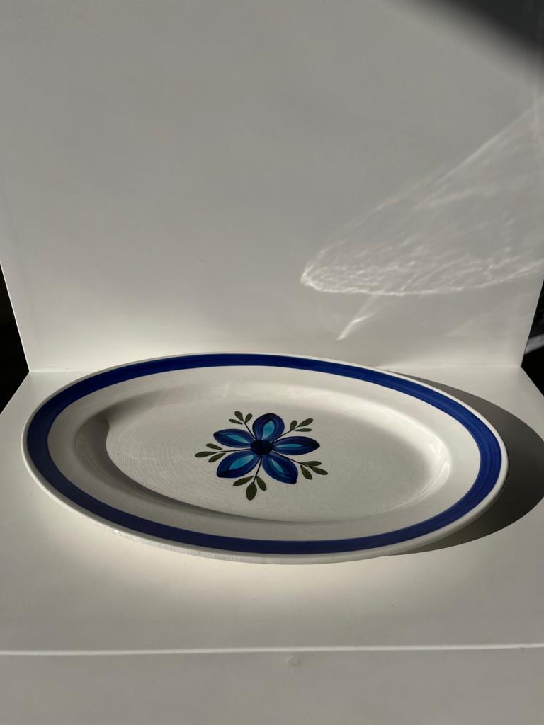 Plat sunny motif floral bleu stylisé Sarreguemines